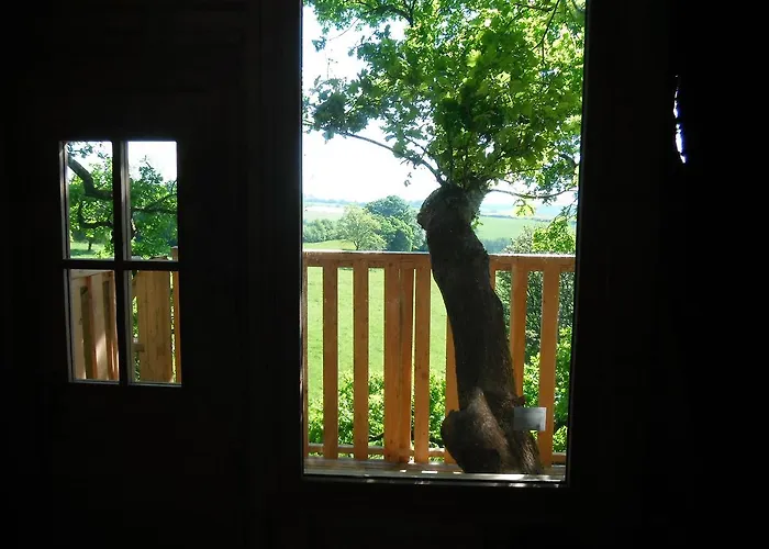 Le Chene Perche Bed & Breakfast *